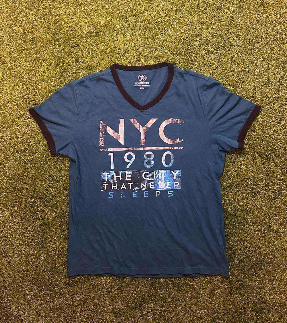 Express NYC 1980 Graphic V-Neck T-Shirt Size M Blue Ringer